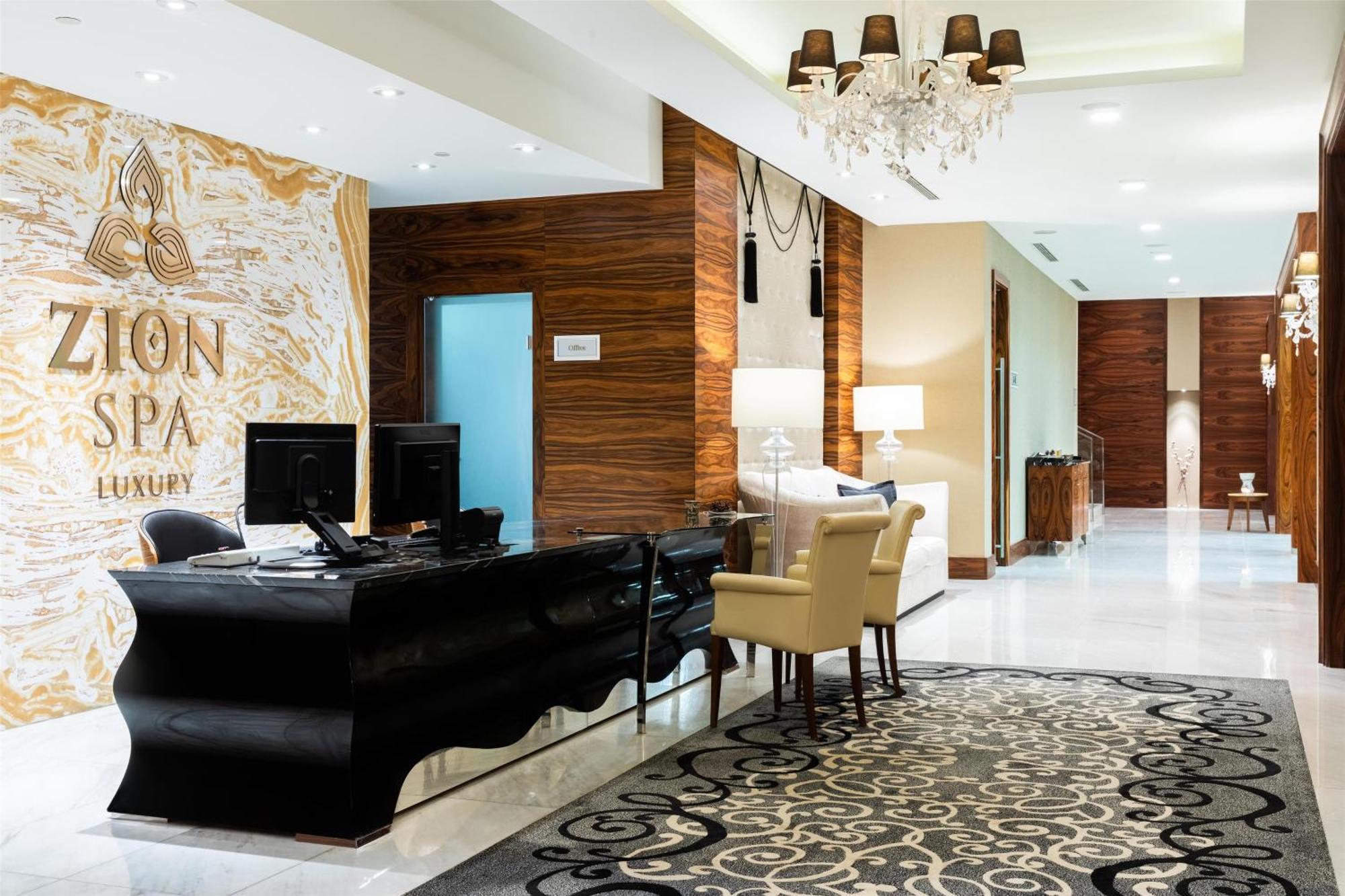 Grand Hotel Kempinski High Tatras Strbske Pleso Exterior photo